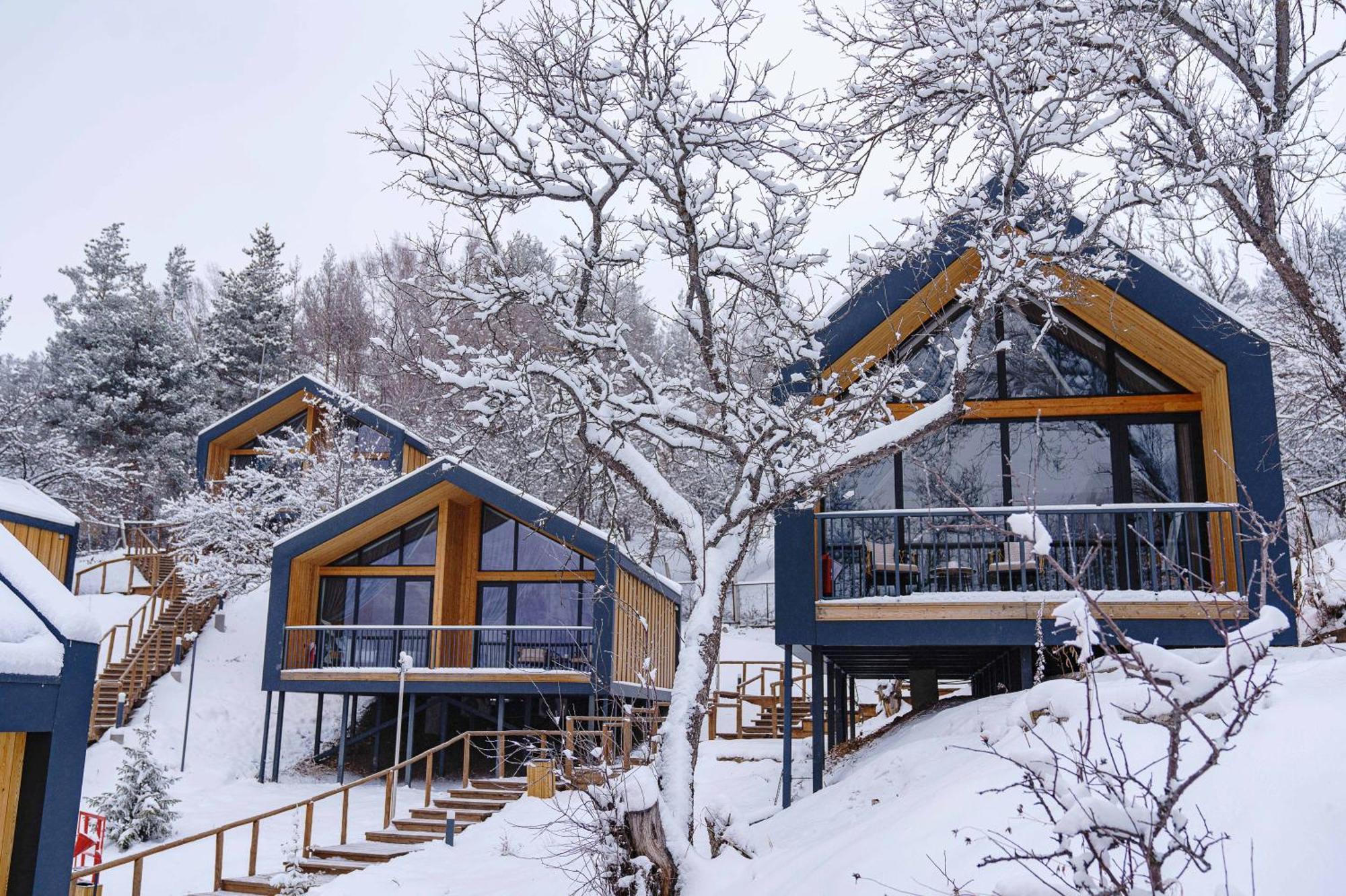 Qazaq Auyl Eco Hotel Almaty Extérieur photo